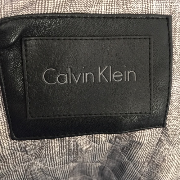 Men’s Calvin Klein Black Leather, Size L - Picture 3 of 4